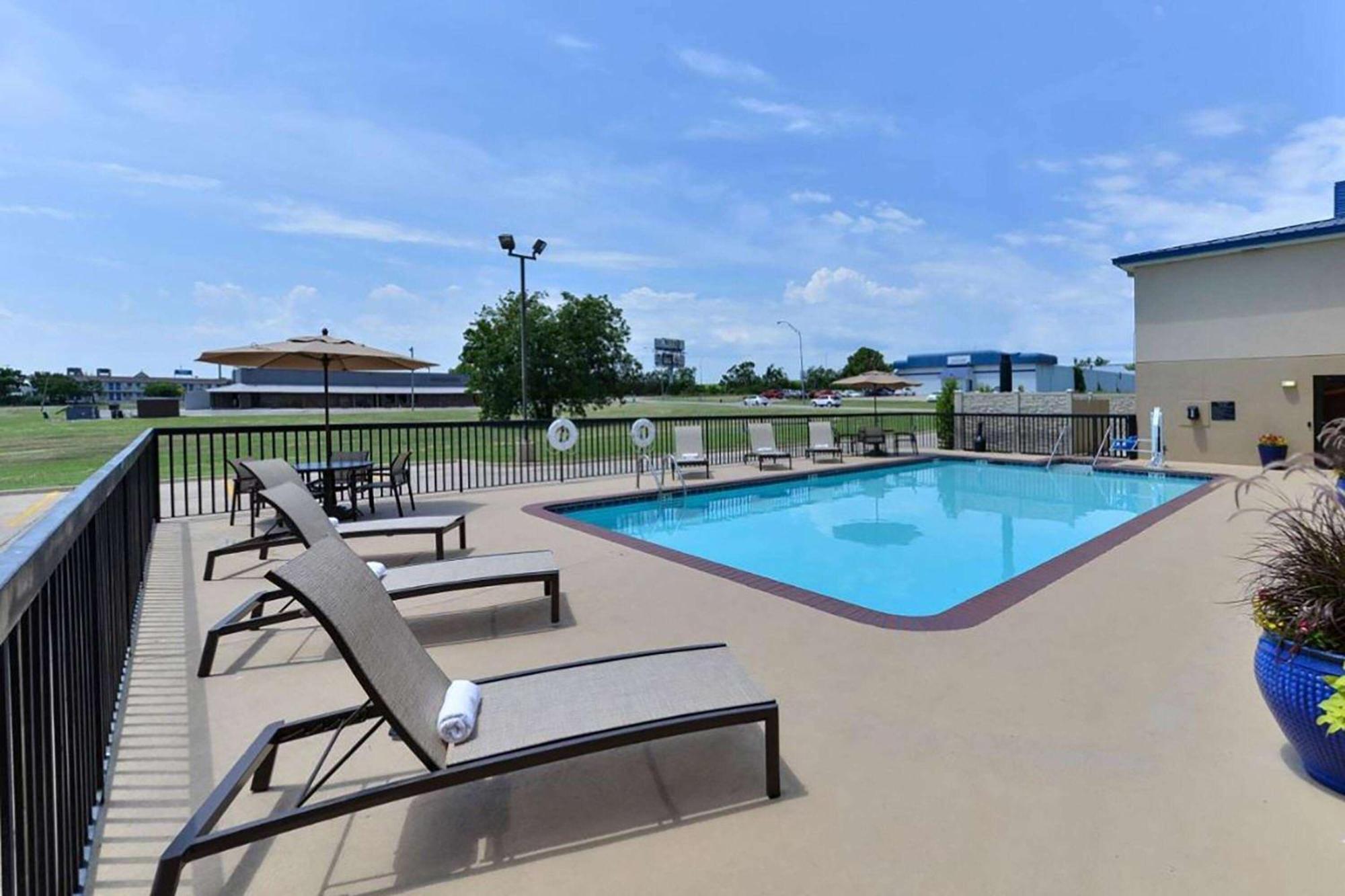 Baymont By Wyndham Ardmore I-35 Dış mekan fotoğraf